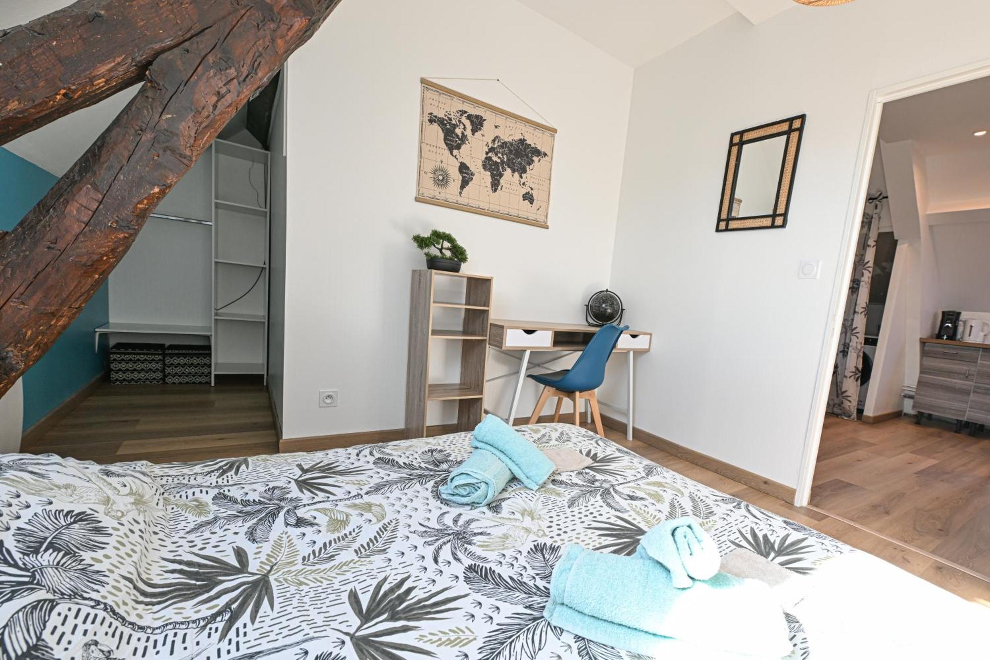 La Belle Rive Du Voyageur Apartment Белерив-сюр-Алие Екстериор снимка
